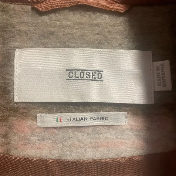 Closed Titania Plaid Shirt Jacket in Muddy Beige - Picture 2 of 6